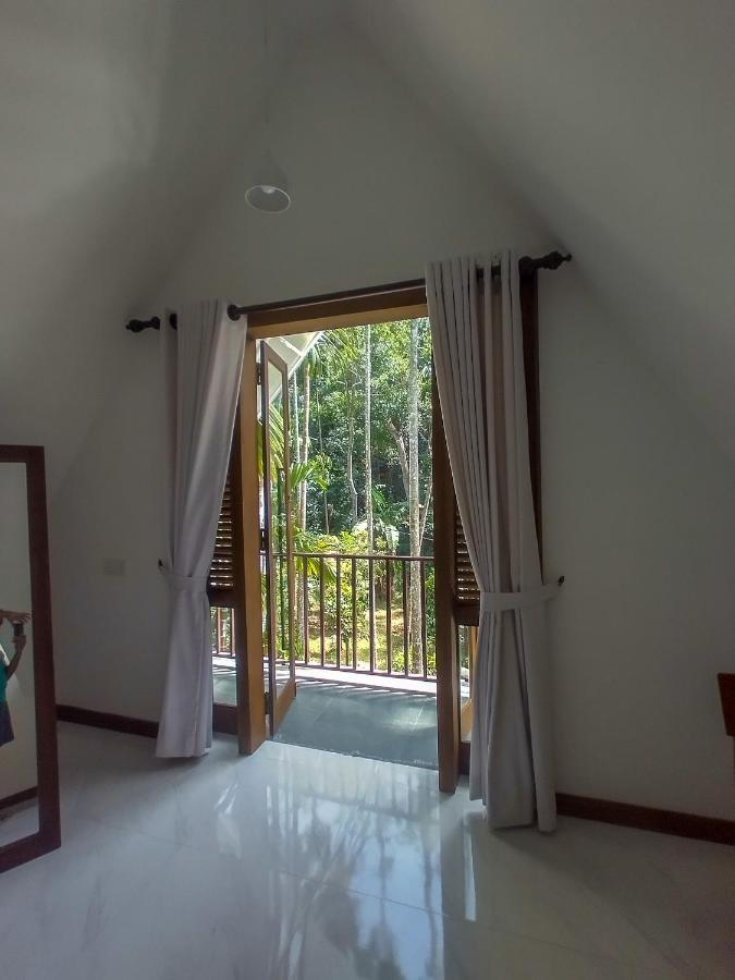 Once In Ella Hotel Bagian luar foto