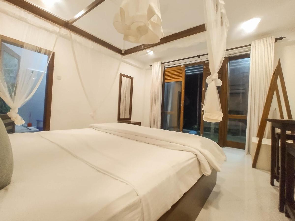 Once In Ella Hotel Bagian luar foto