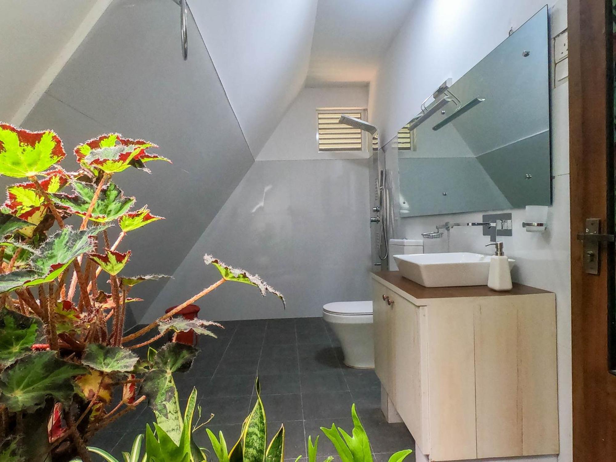 Once In Ella Hotel Bagian luar foto